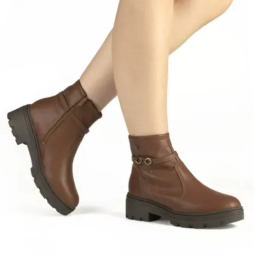 Bota Mississipi de Cano Curto Marrom